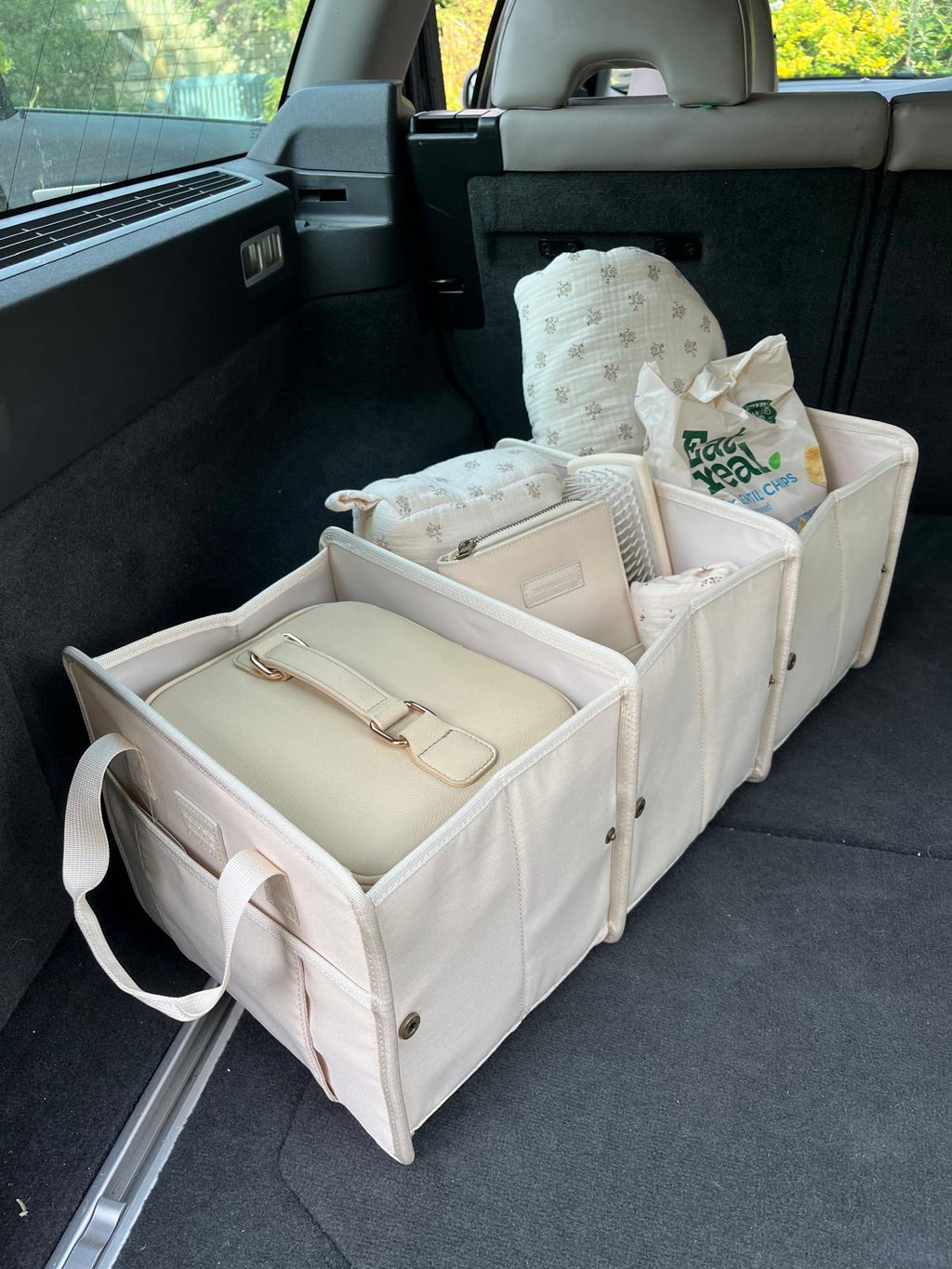 cream boot organiser